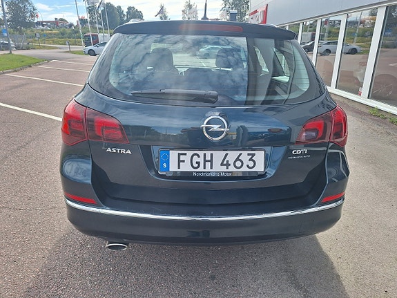 Opel Astra 4 of 13