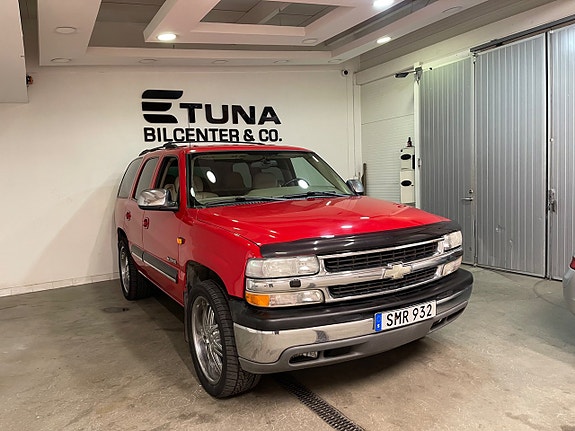 Chevrolet Tahoe 3 of 17