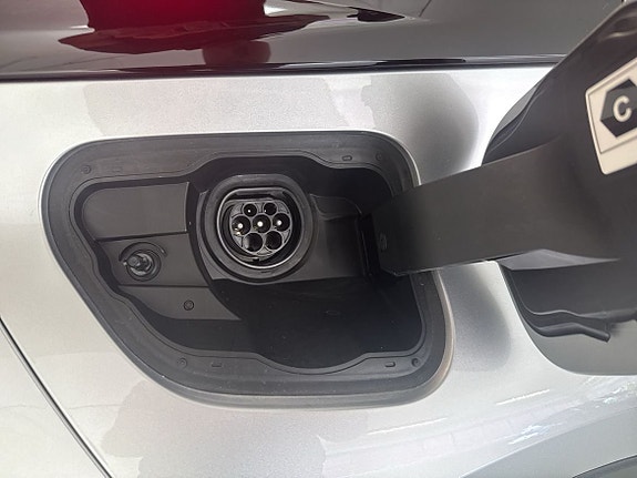 Toyota C-HR 12 of 20