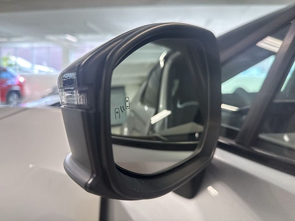 Toyota C-HR 13 of 20