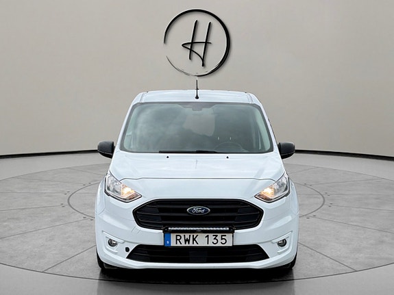 Ford Transit Connect 3 of 21