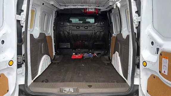 Ford Transit Connect 11 of 21