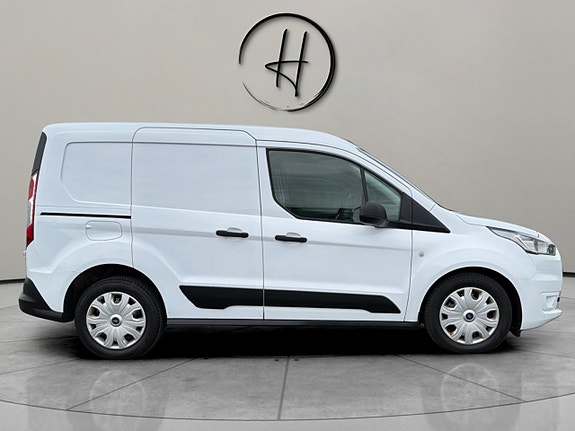 Ford Transit Connect 5 of 21