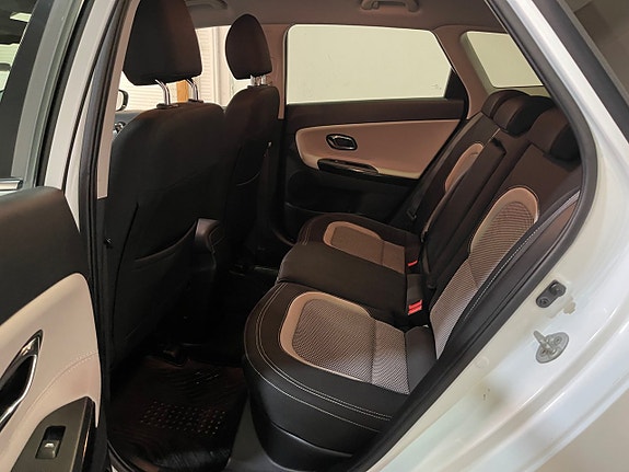 Kia Ceed 11 of 16