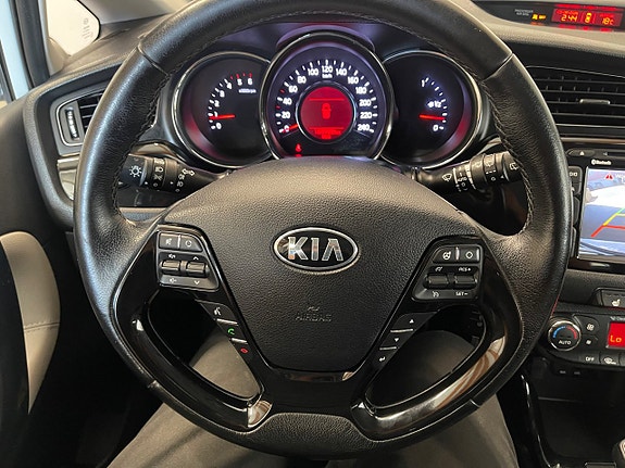 Kia Ceed 16 of 16