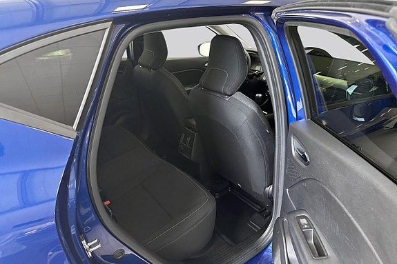 Renault Captur 11 of 14
