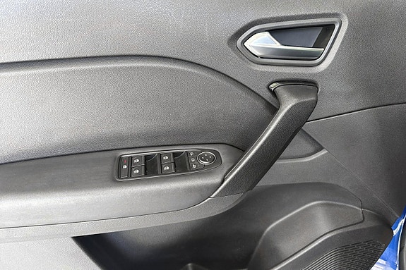 Renault Captur 8 of 14