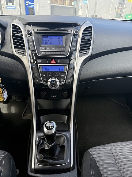 Hyundai i30 13 of 15