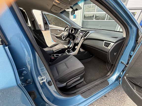 Hyundai i30 12 of 15