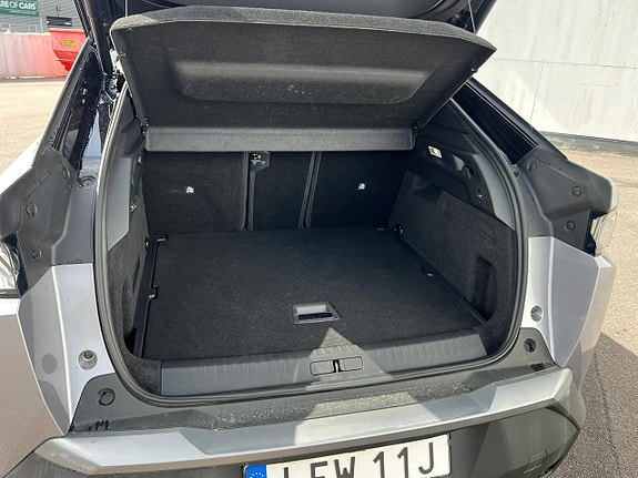Peugeot 3008 5 of 8