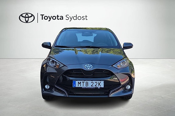 Toyota Yaris 9 of 30