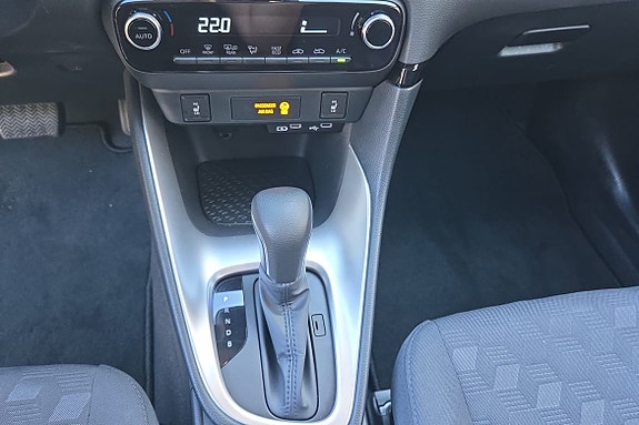 Toyota Yaris 26 of 30