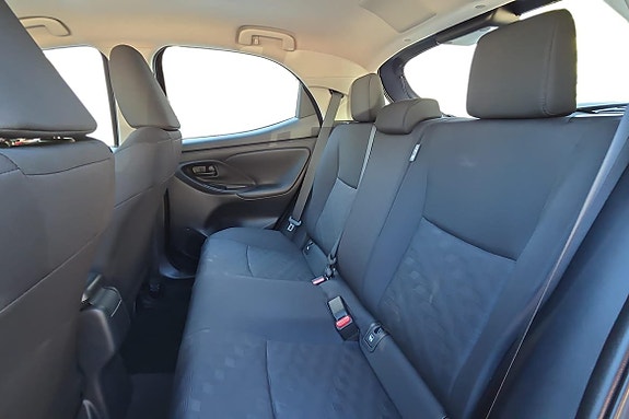 Toyota Yaris 29 of 30