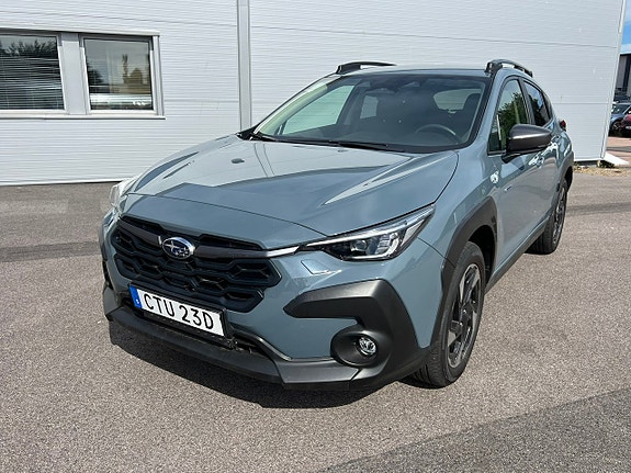 Subaru Crosstrek 2 of 7
