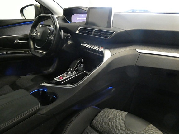 Peugeot 3008 13 of 24