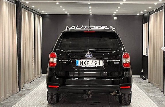 Subaru Forester 12 of 18