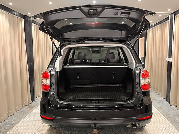 Subaru Forester 13 of 18