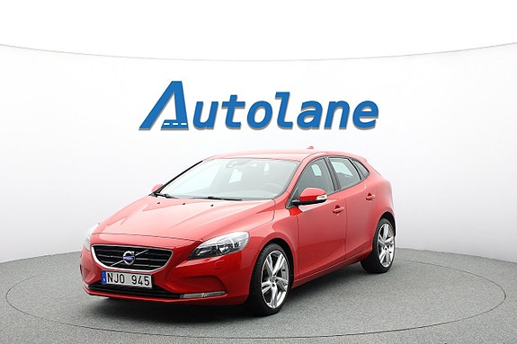 Volvo V40 4 of 29