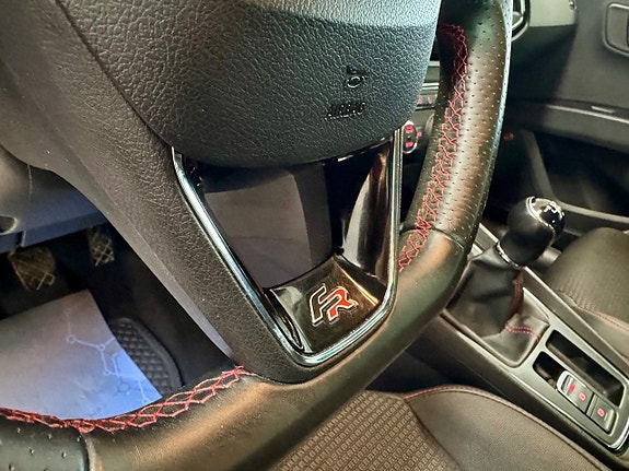 Seat Leon 11 of 15