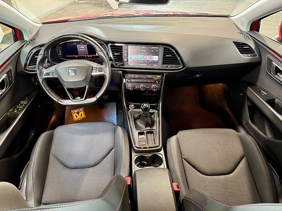 Seat Leon 9 of 15