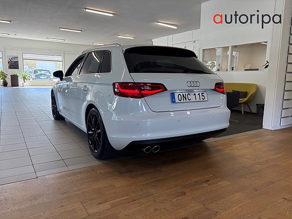 Audi A3 3 of 18