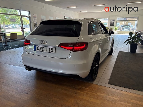 Audi A3 4 of 18