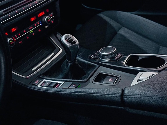 BMW 520d 9 of 21