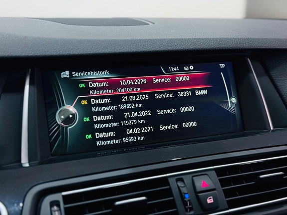 BMW 520d 15 of 21