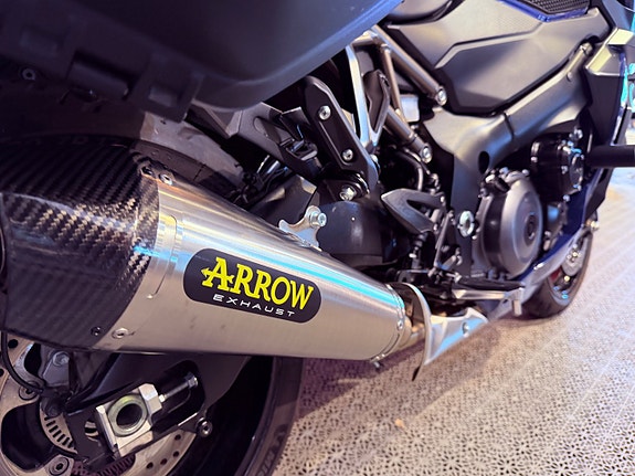 Suzuki GSX-S1000GT 7 of 12