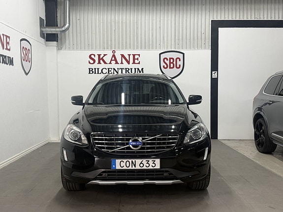 Volvo XC60 2 of 11