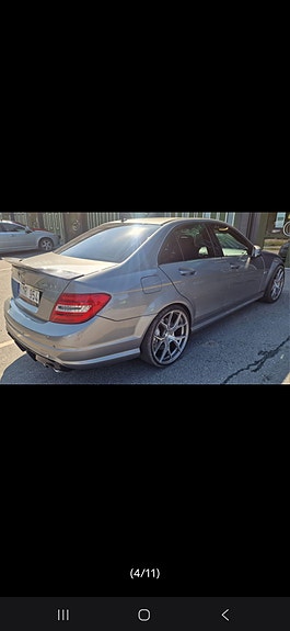Mercedes-Benz C63 4 of 7