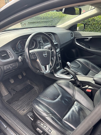 Volvo V40 7 of 10