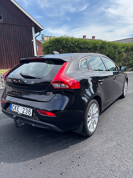 Volvo V40 3 of 10