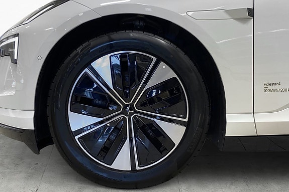 Polestar 4 6 of 15