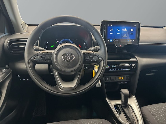 Toyota Yaris Cross 10 of 13