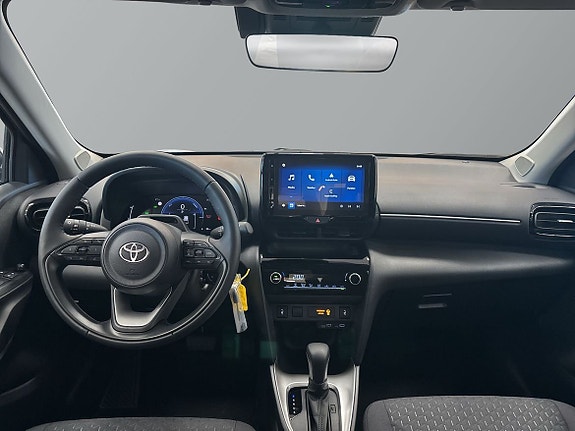 Toyota Yaris Cross 9 of 13