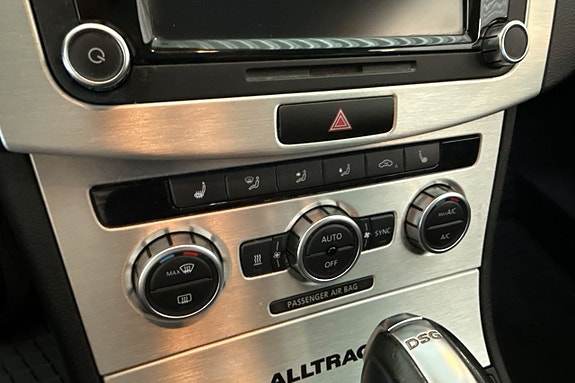 Volkswagen Passat Alltrack 8 of 15