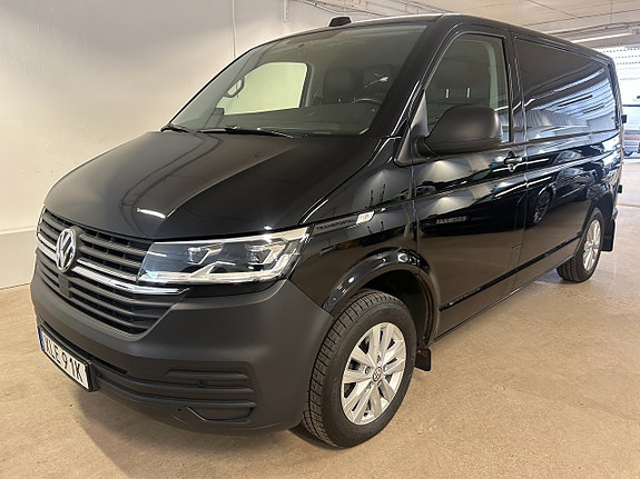 Volkswagen Transporter 2 of 27