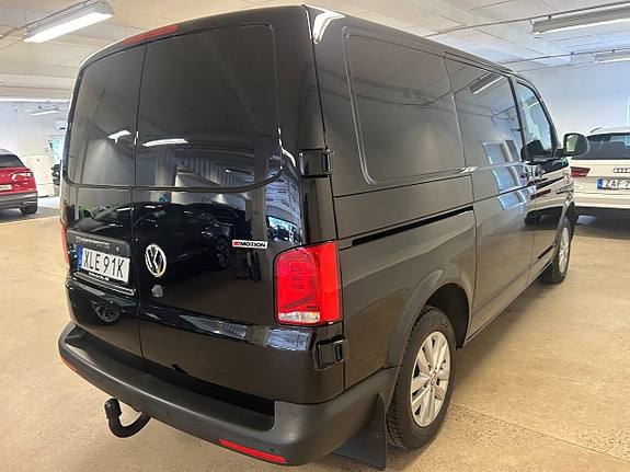 Volkswagen Transporter 5 of 27