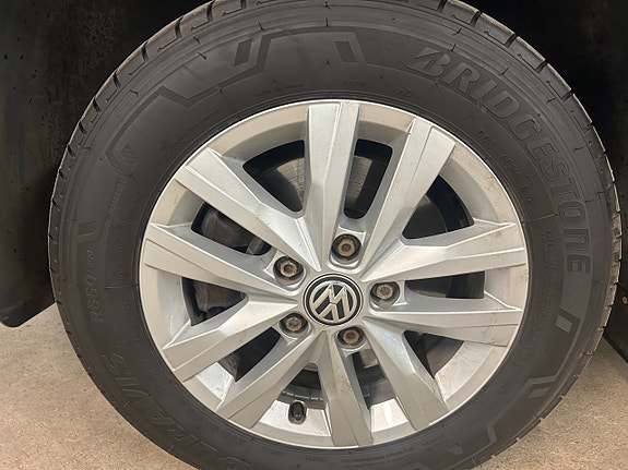 Volkswagen Transporter 24 of 27