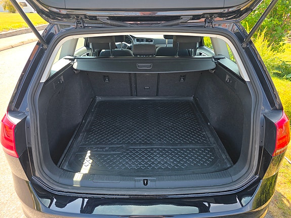 Volkswagen Golf VII 10 of 14