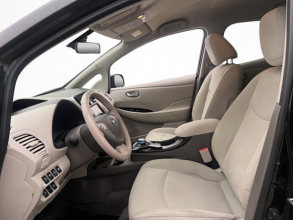 Nissan Leaf 11 of 30