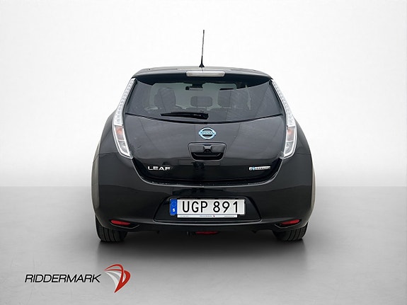 Nissan Leaf 7 of 30