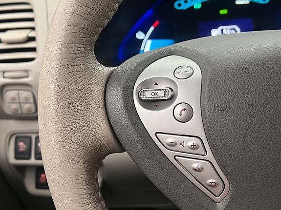 Nissan Leaf 17 of 30