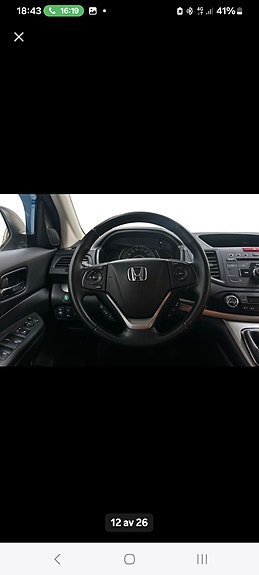 Honda CR-V 4 of 8