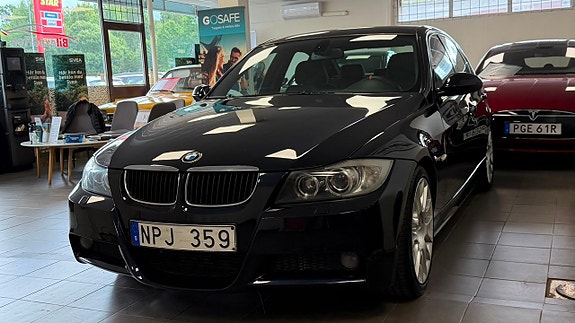 BMW 320d 3 of 17