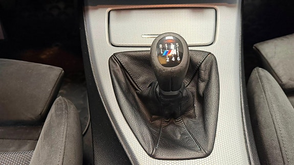 BMW 320d 17 of 17