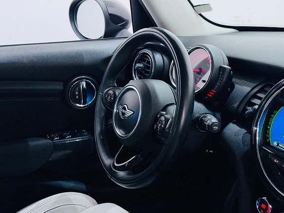 MINI Cooper 4 of 20