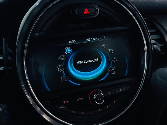 MINI Cooper 14 of 20