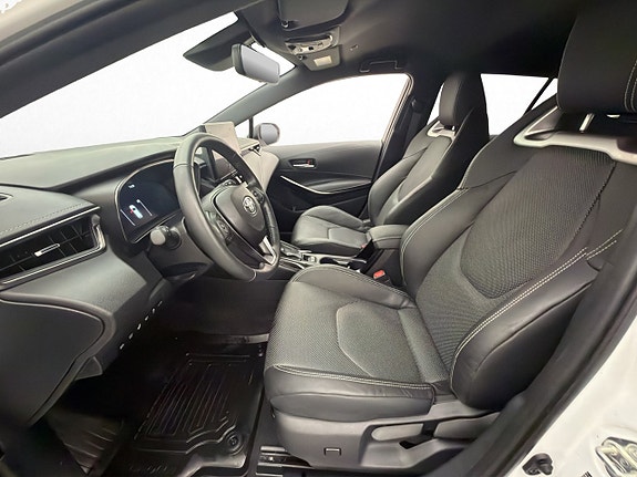 Toyota Corolla 13 of 30